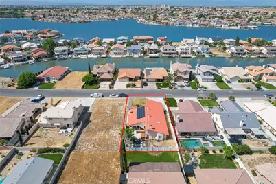 18270 Lakeview Drive, Victorville, CA 92395 - Photo 1
