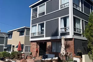 321 30th St, Manhattan Beach, CA 90266 - Photo 1