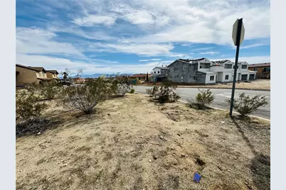 0 Siskiyou, Apple Valley, CA 92307 - Photo 1
