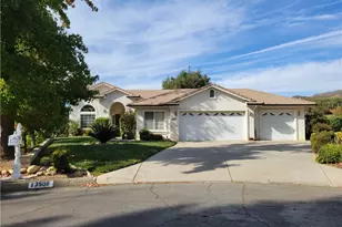 13508 Pineridge Ct, Yucaipa, CA 92399 - Photo 1