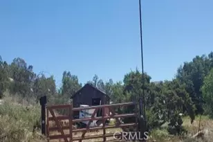 44135 Oak Glen Rd, Hemet, CA 92544 - Photo 1