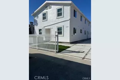 1227 W Gage Avenue, Los Angeles, CA 90044 - Photo 1