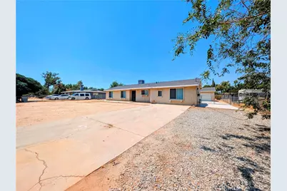 10784 Lincoln Avenue, Hesperia, CA 92345 - Photo 1