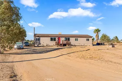 6320 Cholame Road, Phelan, CA 92371 - Photo 1