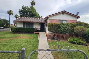 2112 Vasquez Pl, Riverside, CA 92507 - Photo 1