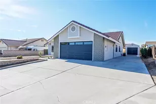 13383 Buena Vista Dr, Hesperia, CA 92344 - Photo 1