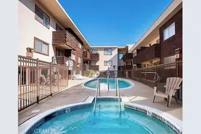 5400 Newcastle Avenue #64, Encino, CA 91316 - Photo 1