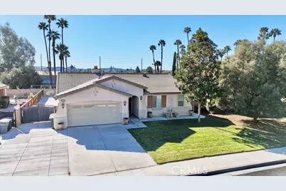 1844 Paradise, San Jacinto, CA 92582 - Photo 1