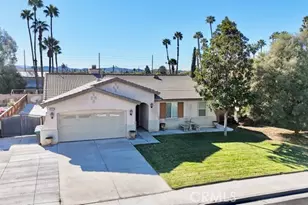 1844 Paradise, San Jacinto, CA 92582 - Photo 1