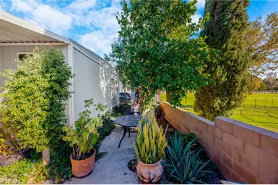 1155 S Riverside Avenue #39, Rialto, CA 92376 - Photo 1