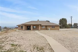 9050 Ponderosa Rd, Pinon Hills, CA 92372 - Photo 1