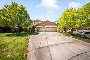 13703 Hidden Mesa Ct, Victorville, CA 92394 - Photo 1