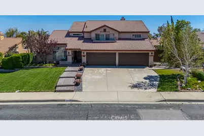 2693 W La Morada Drive, Rialto, CA 92377 - Photo 1