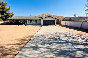 57806 Desert Gold Dr, Yucca Valley, CA 92284 - Photo 1