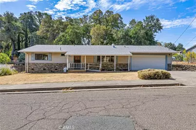 977 Sixth Street, Lakeport, CA 95453 - Photo 1