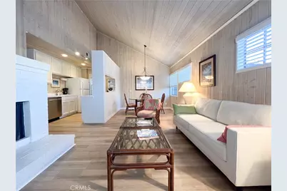 315 1/2 Diamond Avenue, Newport Beach, CA 92662 - Photo 1