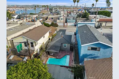 211 20th Street, Newport Beach, CA 92663 - Photo 1