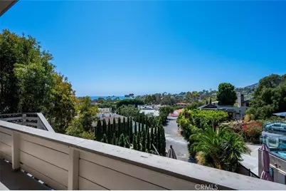 350 Y Place #D, Laguna Beach, CA 92651 - Photo 1