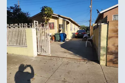 9218 Hooper Avenue, Los Angeles, CA 90002 - Photo 1