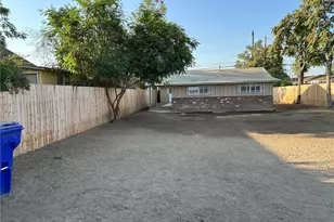 111 Warren, Bakersfield, CA 93308 - Photo 1