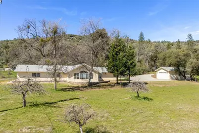 50174 Road 620, Oakhurst, CA 93644 - Photo 1