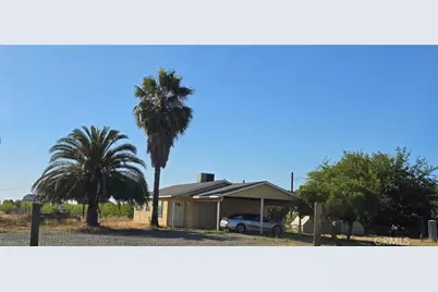 10050 Cressey Street, Cressey, CA 95312 - Photo 1