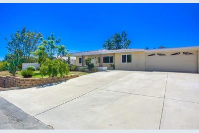 2032 Pomegranate Lane, Fallbrook, CA 92028 - Photo 1