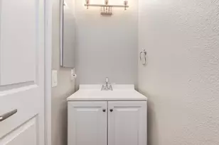 10889 Lamentin Ct, San Diego, CA 92124 - Photo 10