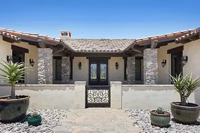 1010 Willowcreek Lane, Fallbrook, CA 92028 - Photo 1