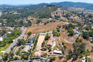 2605 Kauana Loa Dr, Escondido, CA 92029 - Photo 1