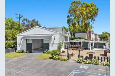 838 E Mission Road, Fallbrook, CA 92028 - Photo 1