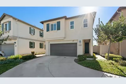 262 Camellia Way, Vista, CA 92083 - Photo 1