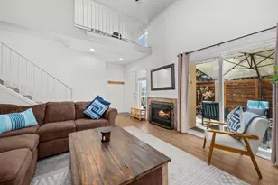 368 Hemlock Ave, Carlsbad, CA 92008 - Photo 1