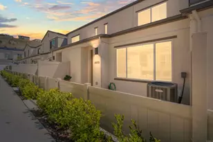 35173 Grove Trl, Fallbrook, CA 92028 - Photo 1