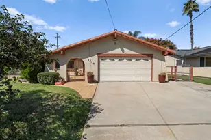 1114 Maryland Dr, Vista, CA 92083 - Photo 1