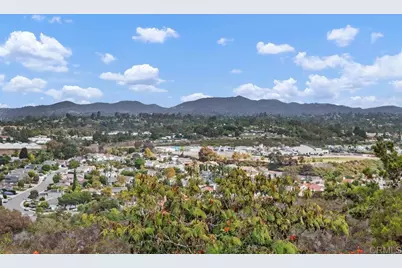 3758 Scenic Way, Oceanside, CA 92056 - Photo 1
