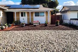 530 Roja Dr, Oceanside, CA 92057 - Photo 1