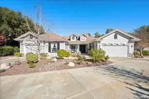 1089 Inverlochy Dr, Fallbrook, CA 92028 - Photo 1