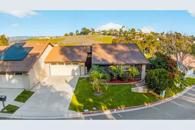 220 Vista Montana Way, Oceanside, CA 92054 - Photo 1