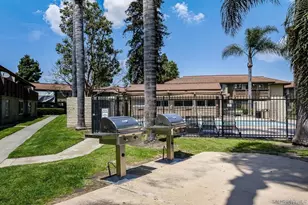 615 Fredricks Ave, Oceanside, CA 92058 - Photo 1