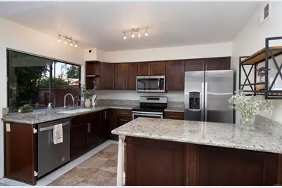 2925 Via Libertad, Carlsbad, CA 92010 - Photo 1