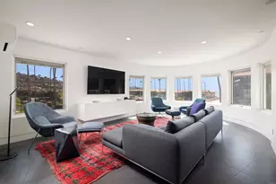 2110 Avenida De La Playa, La Jolla, CA 92037 - Photo 1