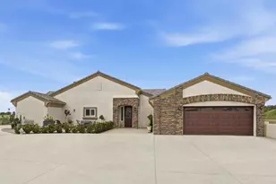 3600 Linda Vista Dr, Fallbrook, CA 92028 - Photo 1