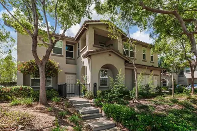 451 Avenida De La Luna, Vista, CA 92083 - Photo 1