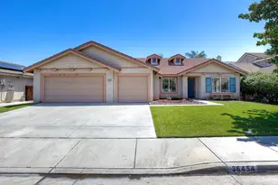 36454 Erica Ct, Winchester, CA 92596 - Photo 1