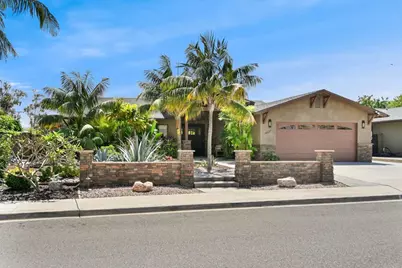 4927 Loma Way, Carlsbad, CA 92008 - Photo 1