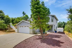 1193 Phillips St, Vista, CA 92083 - Photo 1