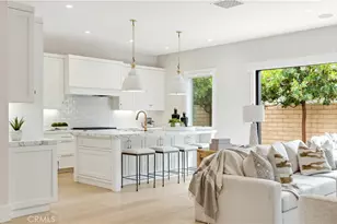387 La Perle Pl, Costa Mesa, CA 92627 - Photo 1