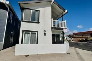 127 29th St, Newport Beach, CA 92663 - Photo 1