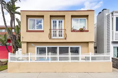 112 E Balboa Boulevard #A, Newport Beach, CA 92661 - Photo 1